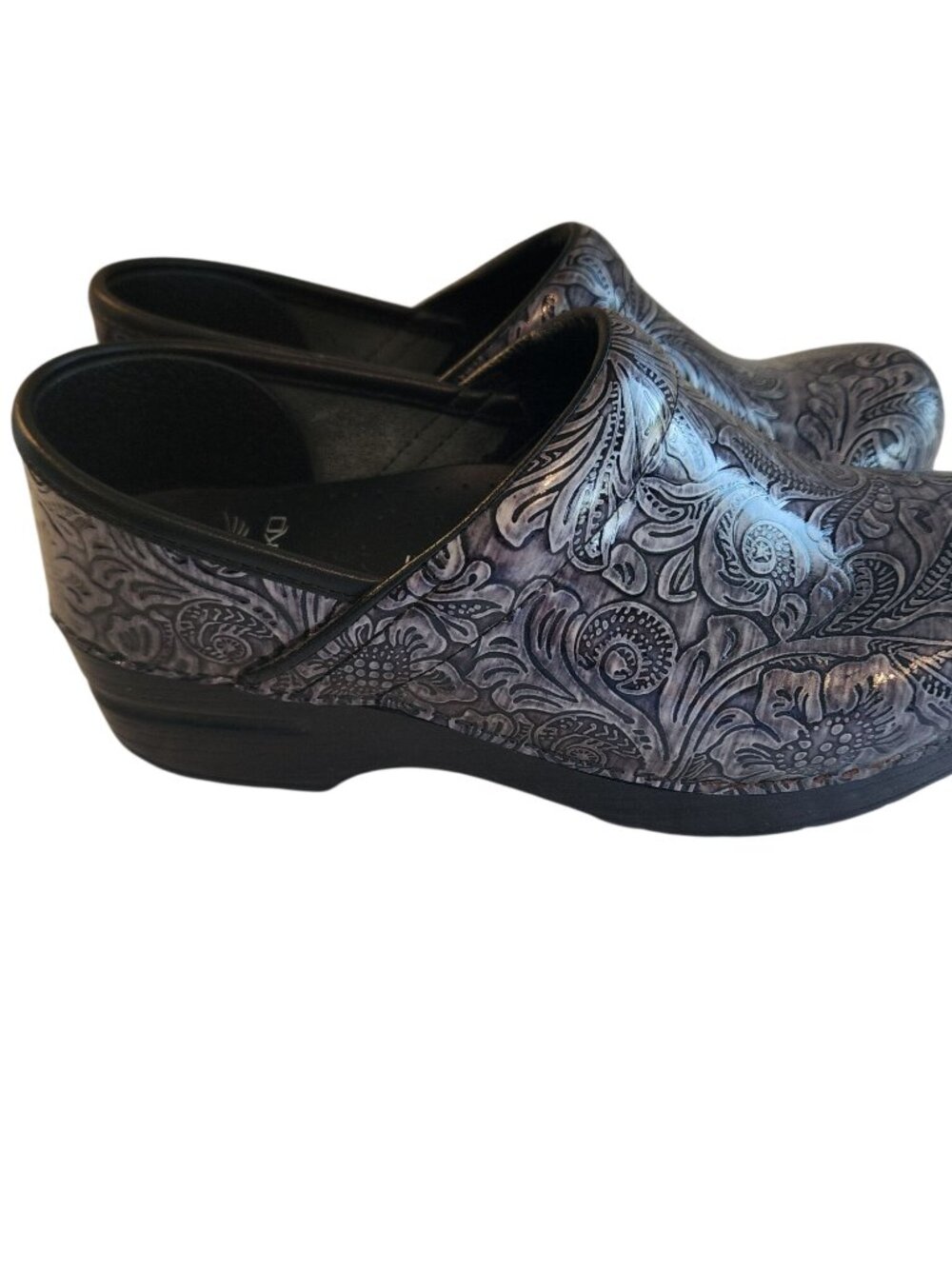 Dansko Professional Grey Tooled Patent Leather Clogs Women's sz 37 6 - 6.5 Slide